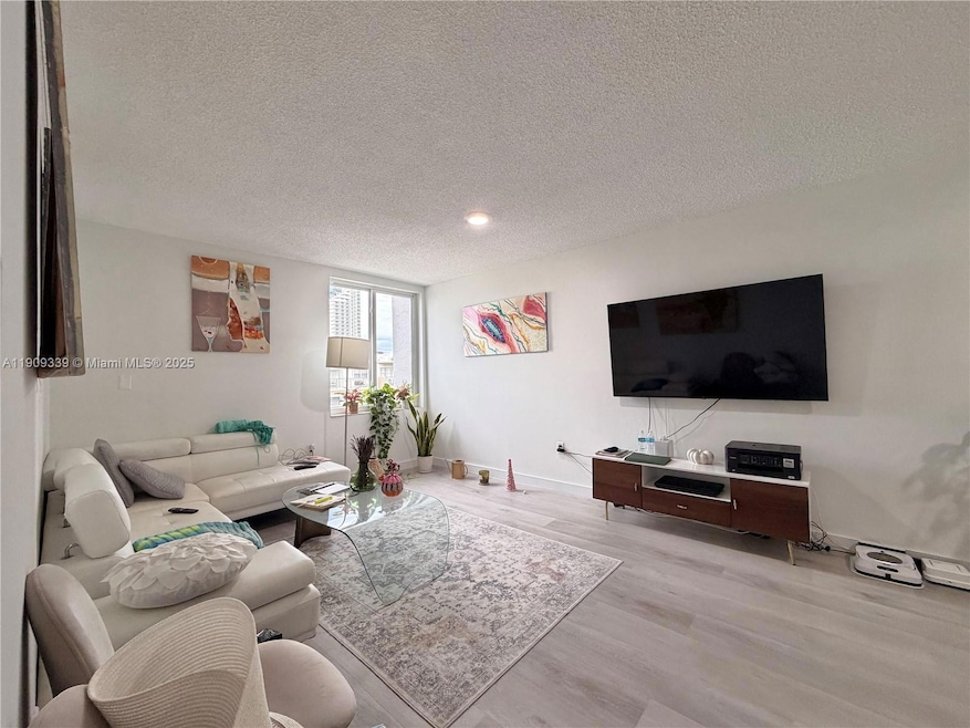 For Rent $2,100/month