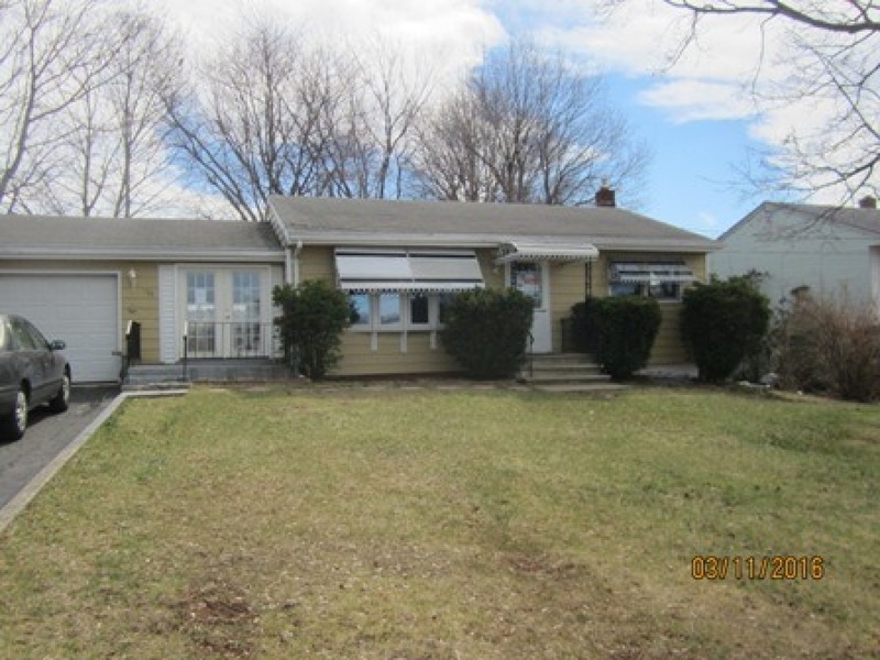 133 Lafayette Rd, Fords, NJ 08863 - photo 1