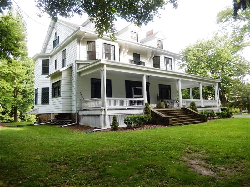 DRAMATIC PRICE REDUCTION DOWN TO $399,000!   STUNN