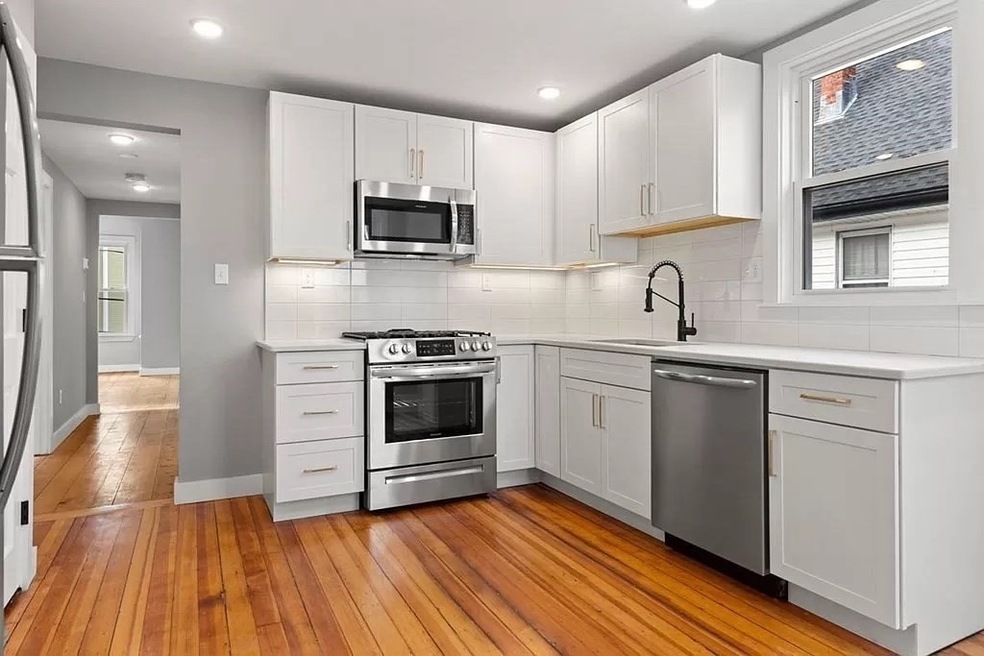 143 Hudson St unit 2, Somerville, MA 02144 - photo 1