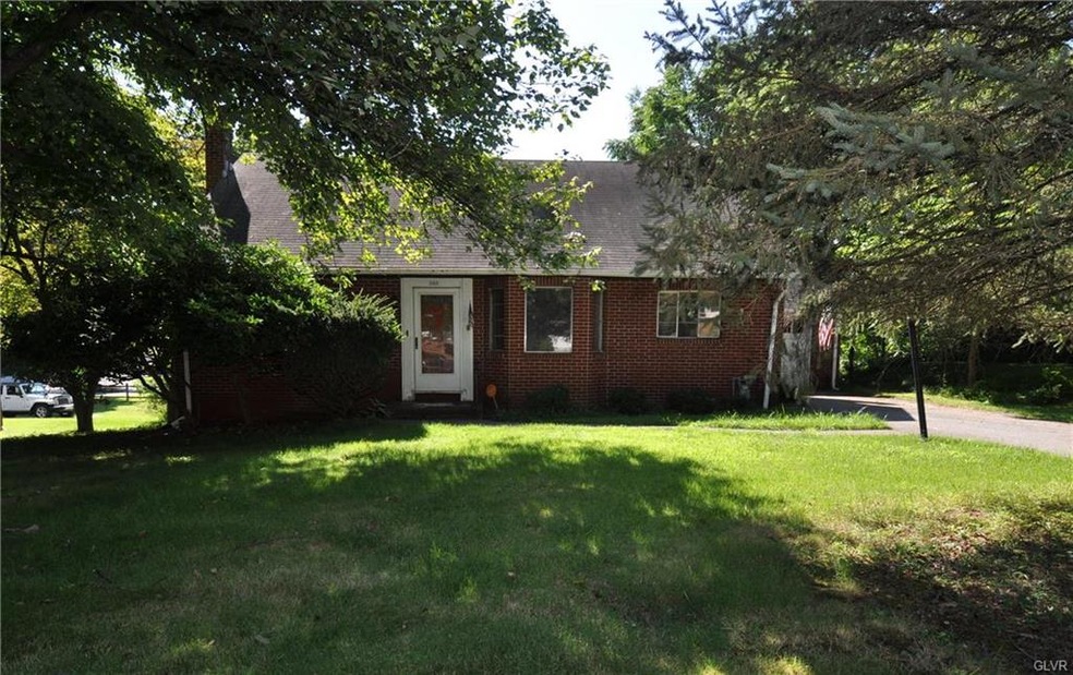 549 Oak St, Stroudsburg, PA 18360 - photo 1