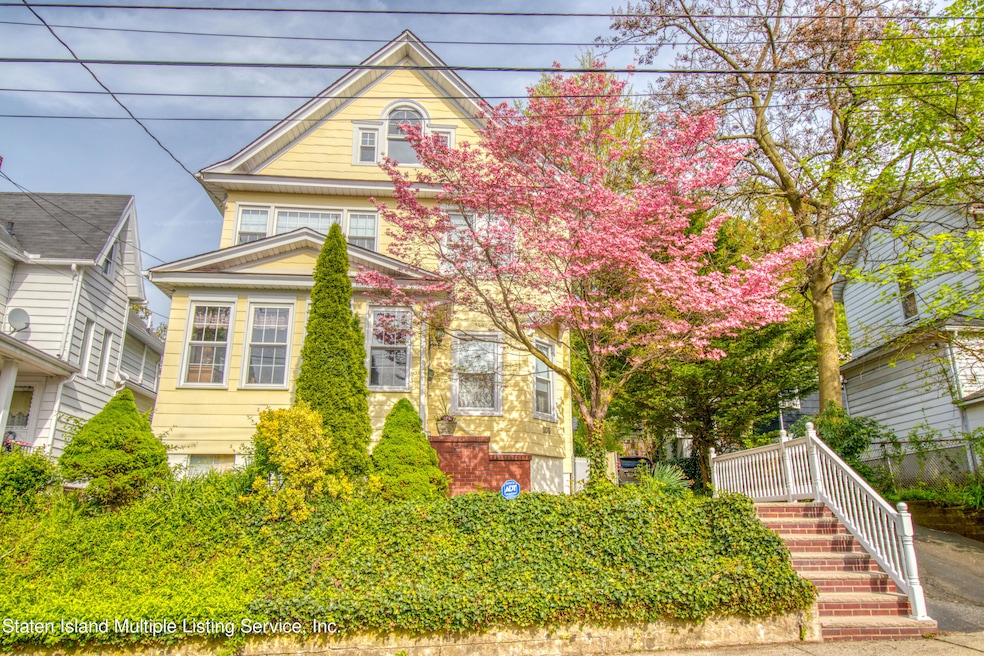 175 Wardwell Ave, Staten Island, NY 10314 - photo 1