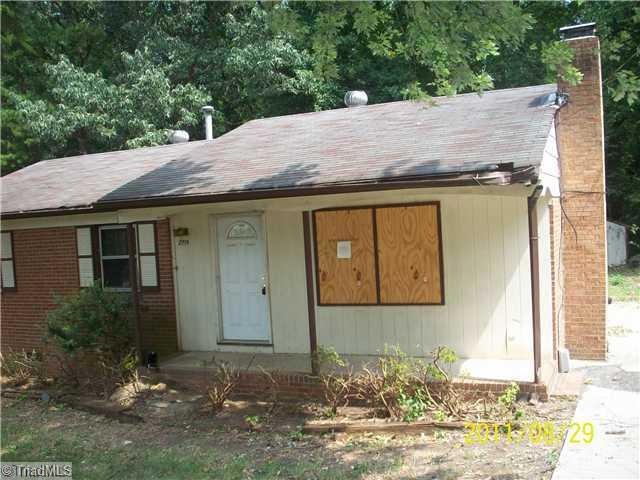 2715 Allen Jay Rd, High Point, NC 27263 - photo 1