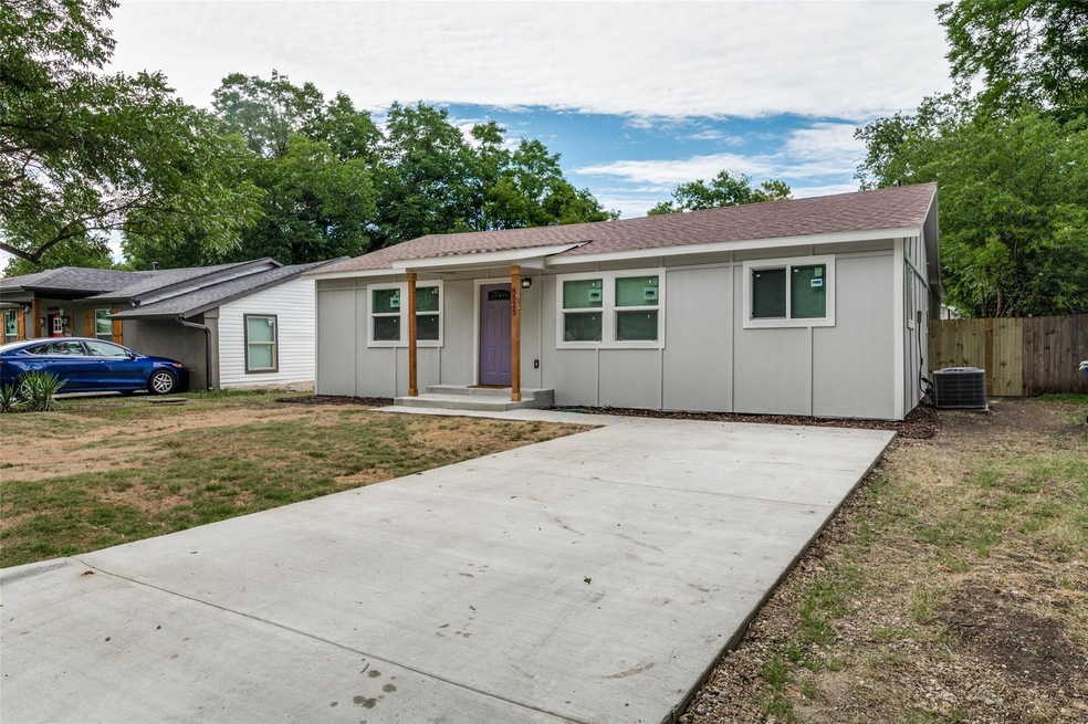 8525 Sussex Ct, Fort Worth, TX 76108 - photo 1