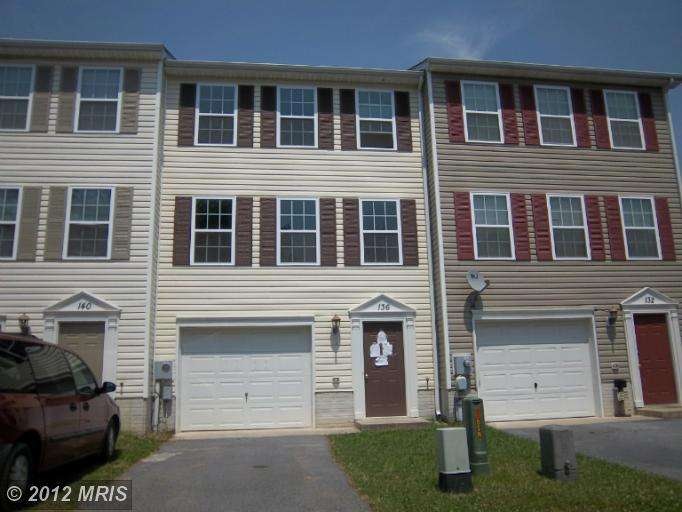 136 Topaz Ln, Inwood, WV 25428 - photo 1