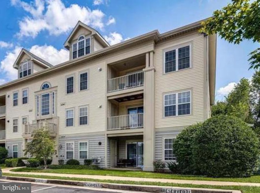 9141 Gracious End Ct unit 202, Columbia, MD 21046 - photo 1