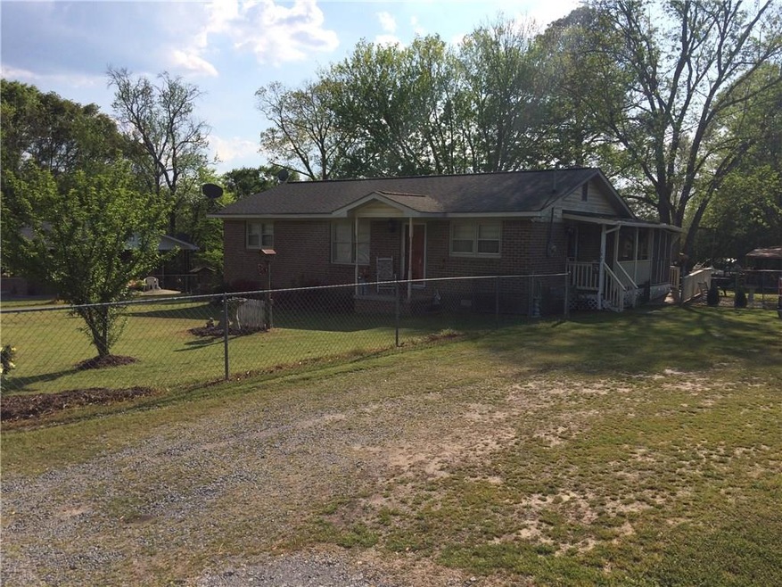Great starter home or perfect size for downsizer!