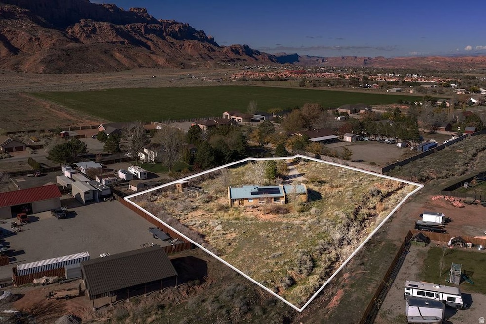 4050 E Querencia Ct, Moab, UT 84532 - photo 1