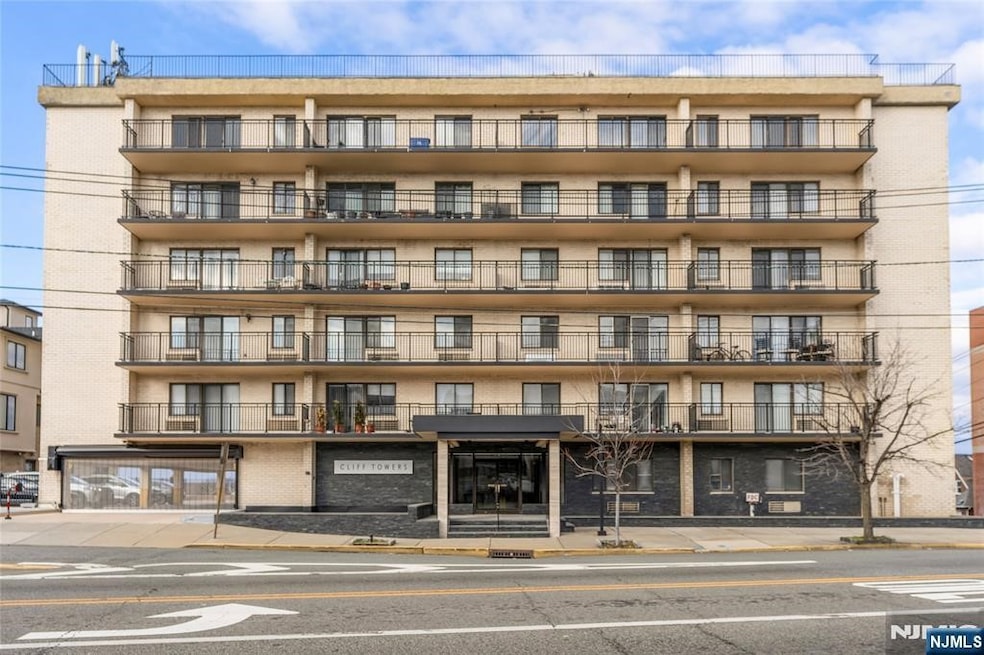 For Rent $1,625/month