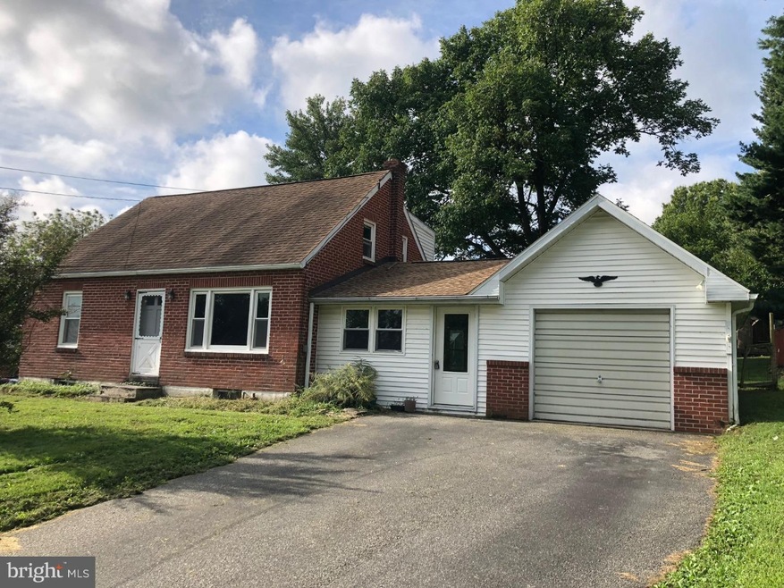 18 Peach Dr, Boyertown, PA 19512 - photo 1