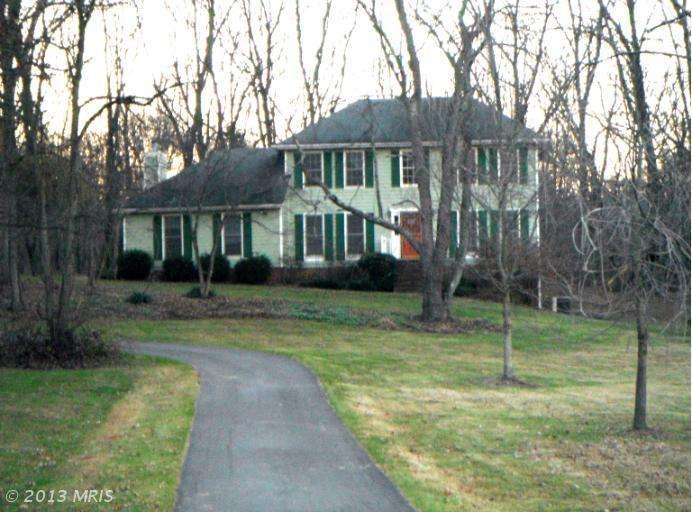 109 Sallie Ln, Shepherdstown, WV 25443 - photo 1