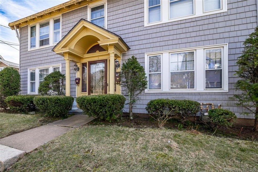 15 E Main St unit 1, Branford, CT 06405 - photo 1