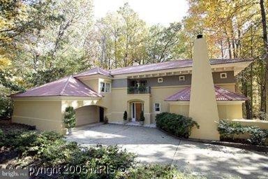 1125 Duchess Dr, McLean, VA 22102 - photo 1