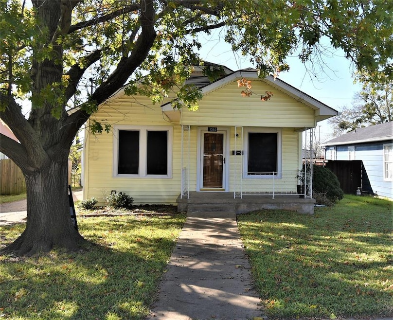 1510 N Grand Ave, Sherman, TX 75090 - photo 1
