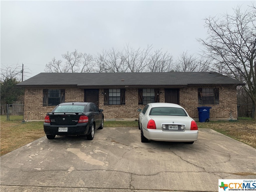 201 W Anderson Ave unit 201, Copperas Cove, TX 76522 - photo 1