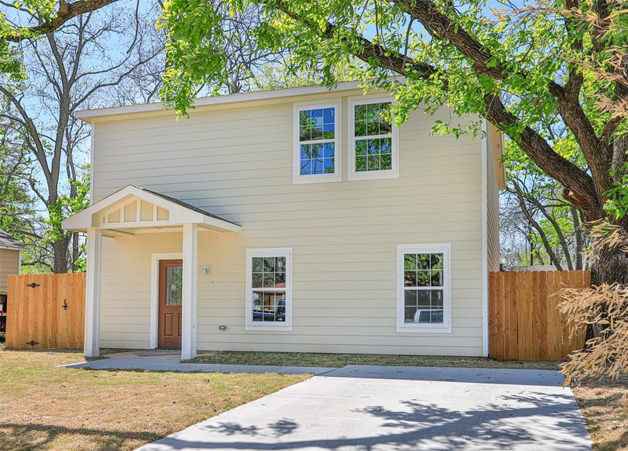 1006 Oneal St, Gainesville, TX 76240 - photo 1