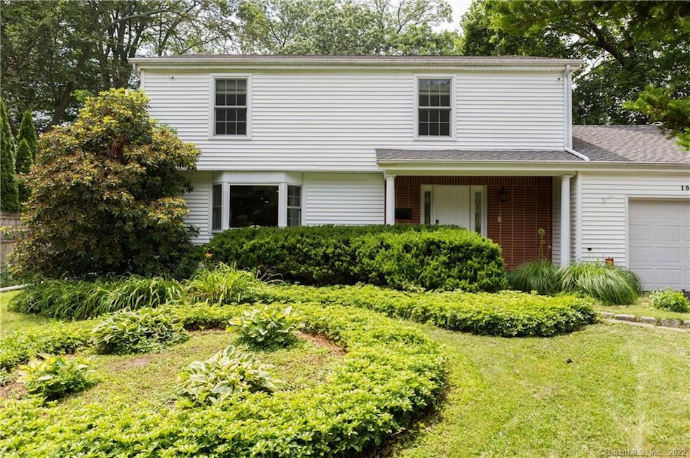 154 Rolling Wood Dr, Stamford, CT 06905 - photo 1