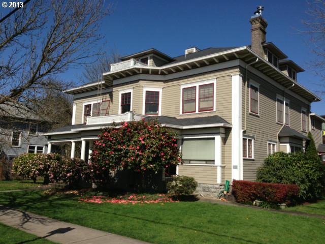 1176 Mill St, Eugene, OR 97401 - photo 1
