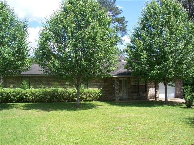 2164 Quinlivan Rd, McComb, MS 39648 - photo 1