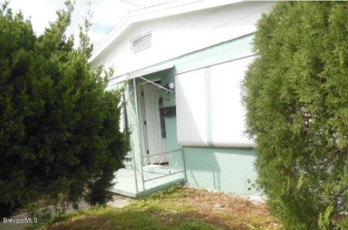 809 Washington Ave, Cocoa, FL 32922 - photo 1