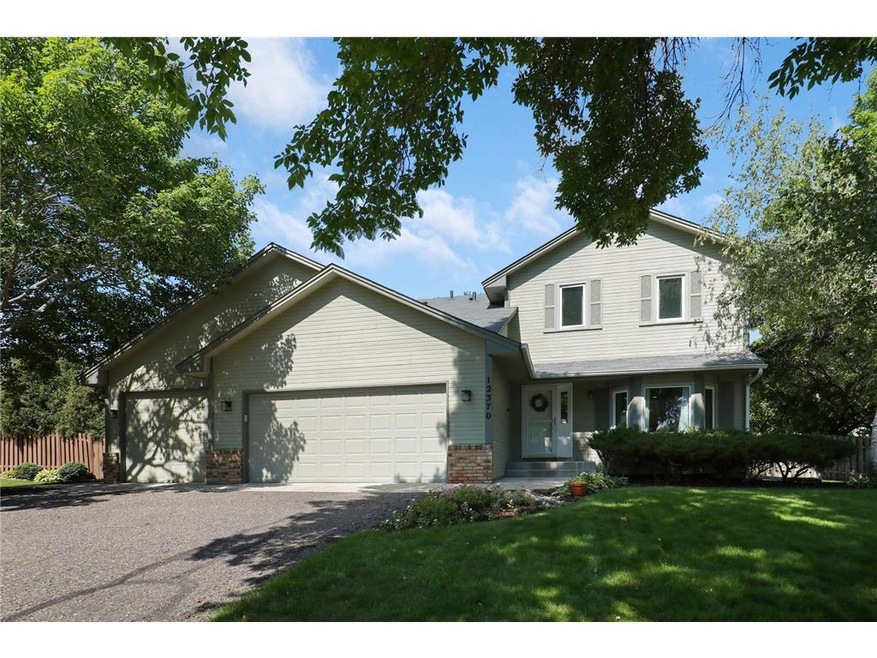 Welcome home to 12370 90th Ave N