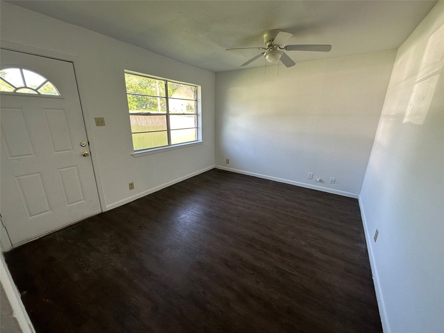 For Rent $1,100/month • Co-Listing Agent