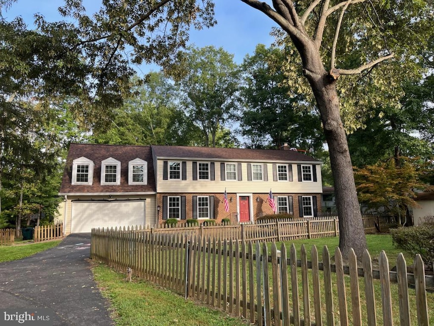 15806 Lazy Day Ln, Dumfries, VA 22025 - photo 1