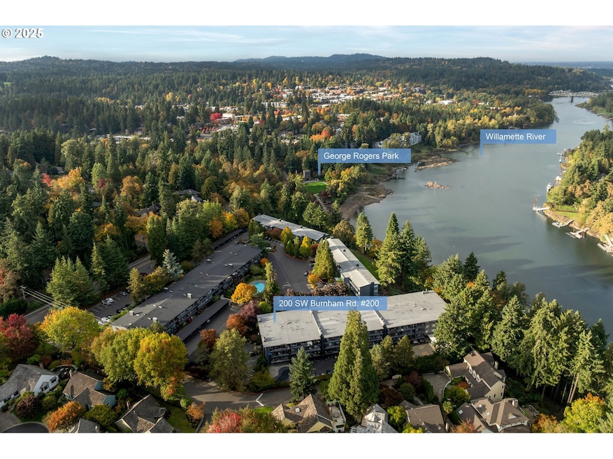 200 Burnham Rd unit 200, Lake Oswego, OR 97034 - photo 1