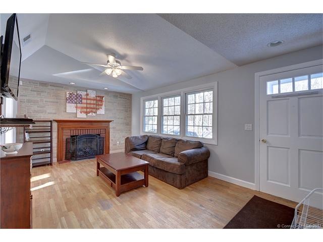 260 E High St, East Hampton, CT 06424 - photo 1