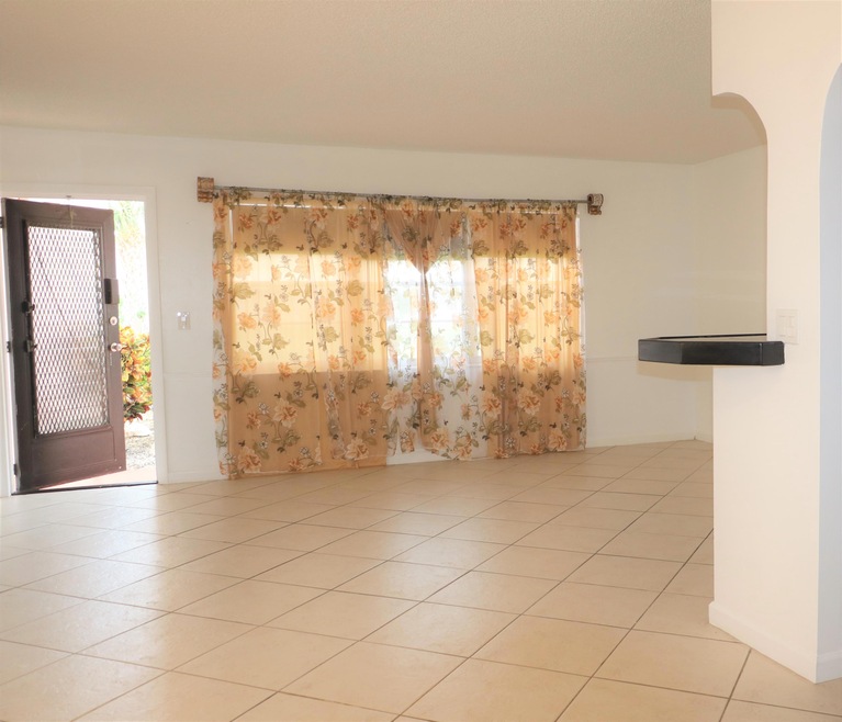 272 Norwich N unit L, West Palm Beach, FL 33417 - photo 1