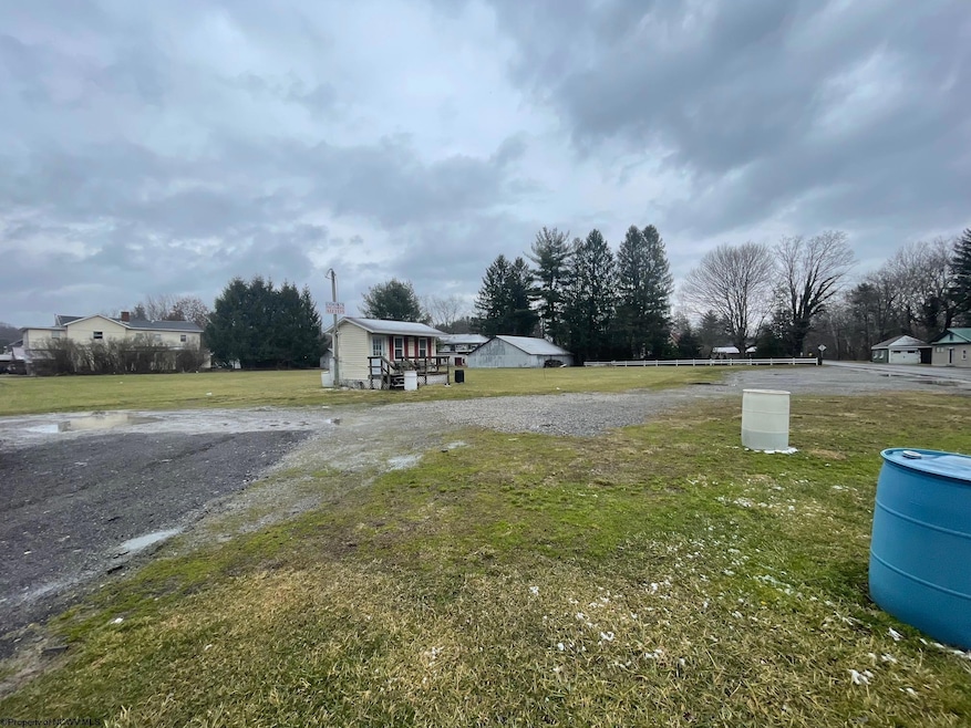 2 Island Ave, Buckhannon, WV 26201