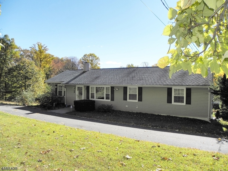 237 Buckley Ave, Oxford, NJ 07863 - photo 1