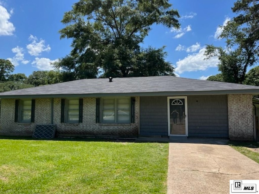 10571 Magnolia Dr, Bastrop, LA 71220 - photo 1