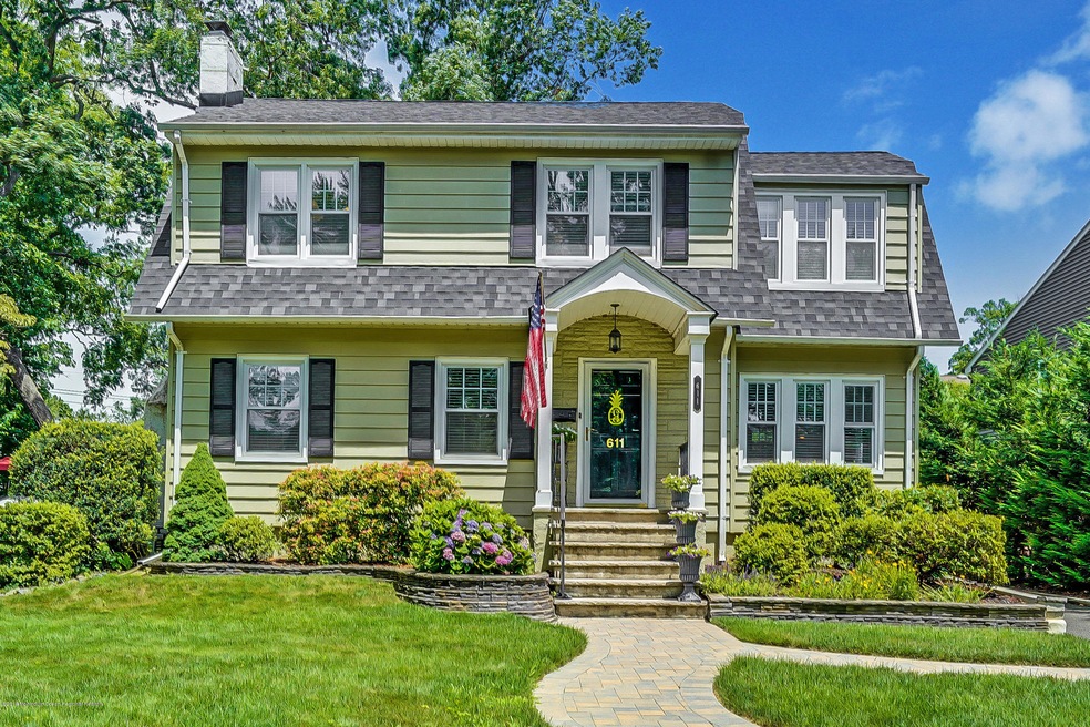 611 Wildwood Rd, Allenhurst, NJ 07711 - photo 1