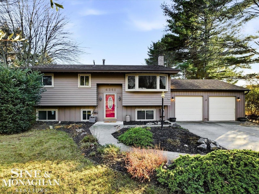 4361 Peck Rd, Port Huron, MI 48060 - photo 1