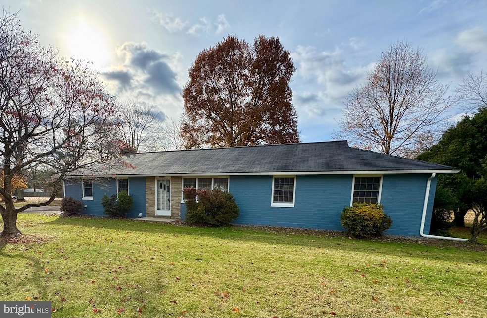 Under Contract $379,900