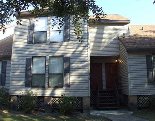 221 Plimsol Other unit 221, Slidell, LA 70460 - photo 1