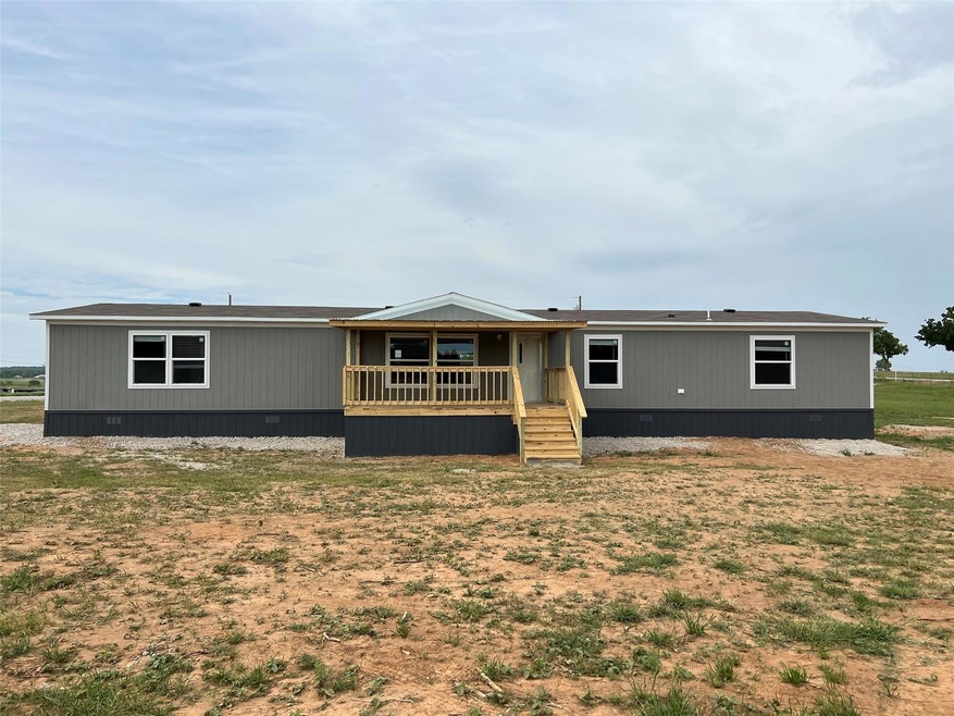 118 Tumbleweed Ct, Azle, TX 76020 - photo 1