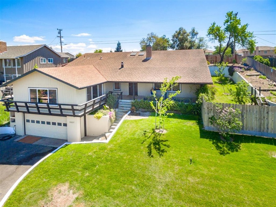 2007 Tioga Ave, Oakdale, CA 95361 - photo 1