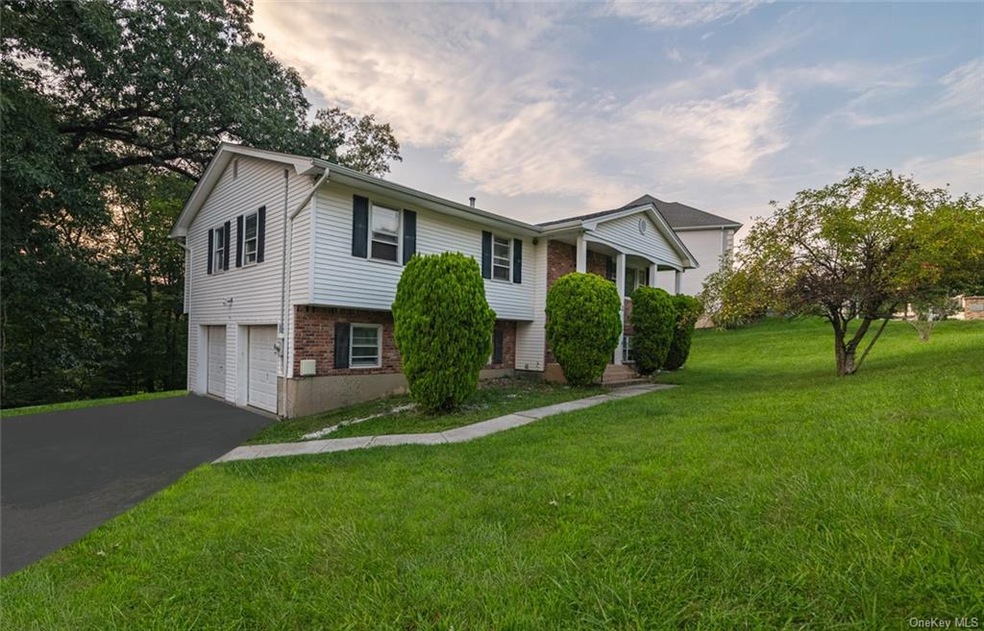 2 Riverglen Dr, Thiells, NY 10984 - photo 1