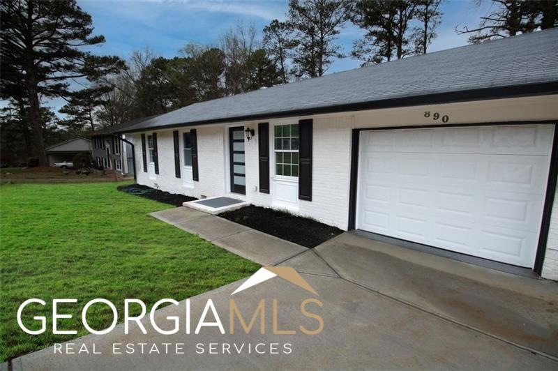 890 Brian Ln, Forest Park, GA 30297 - photo 1