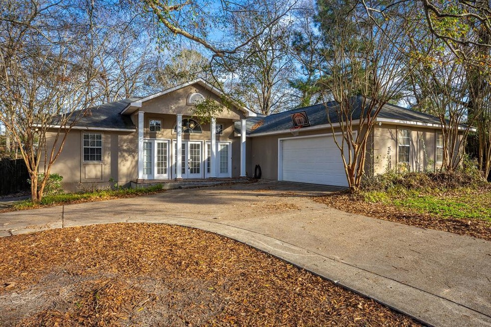 400 West Ave N, McComb, MS 39648 - photo 1