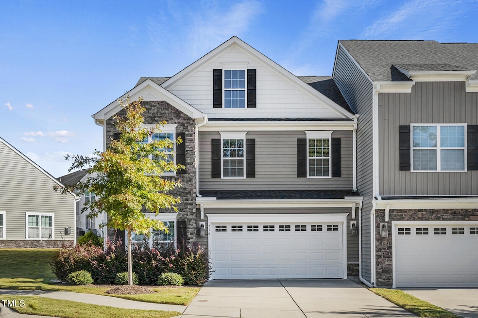 516BarneswyckDrive_54637_1