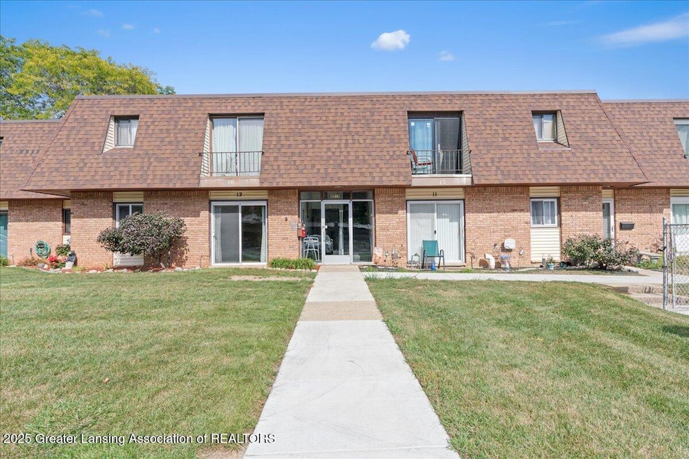 4819 Gull Rd unit 12, Lansing, MI 48917 - photo 1