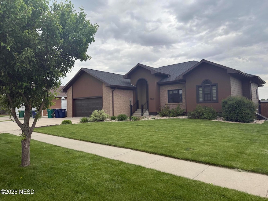 Under Contract $439,000