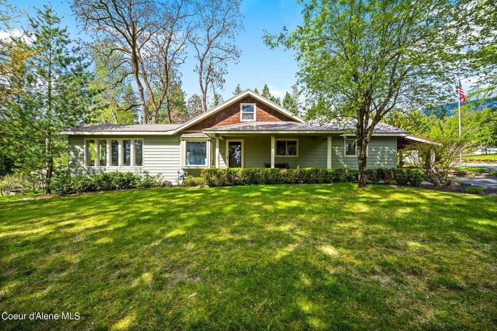 Unique Rathdrum Property