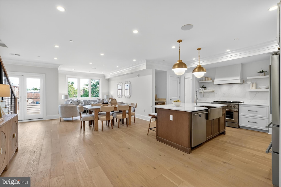 1335 11th St NW unit 2, Washington, DC 20001 - photo 1