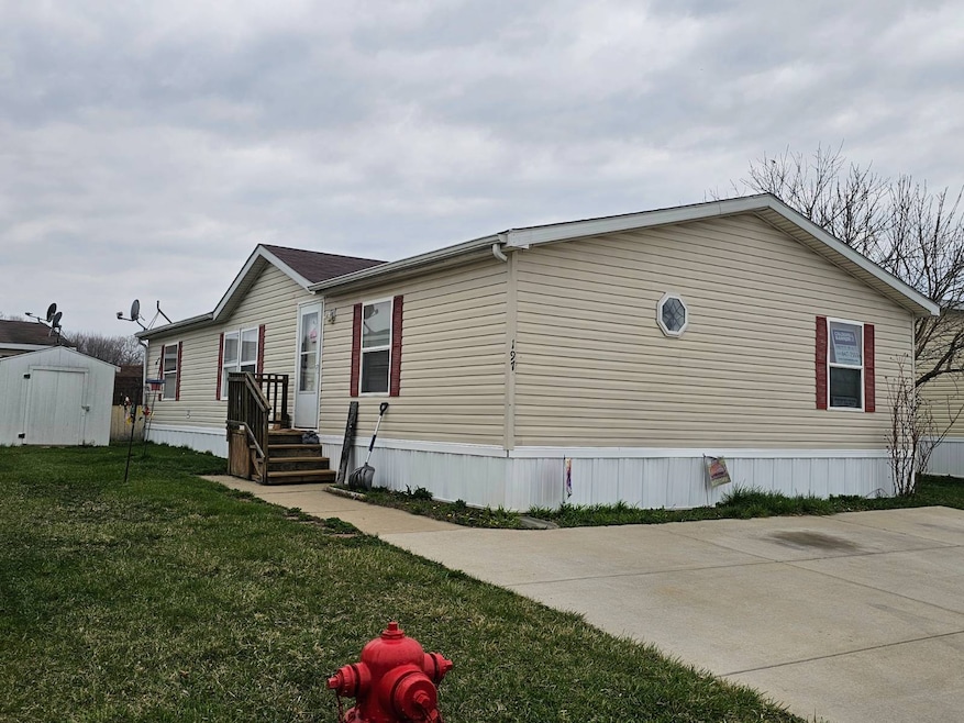 4245 W Jolly Rd unit 197, Lansing, MI 48911 - photo 1