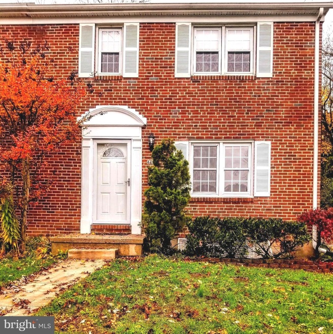 8230 Jeffers Cir, Towson, MD 21204 - photo 1