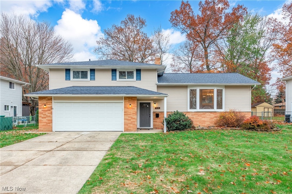 826 E Dartmoor Ave, Seven Hills, OH 44131 - photo 1